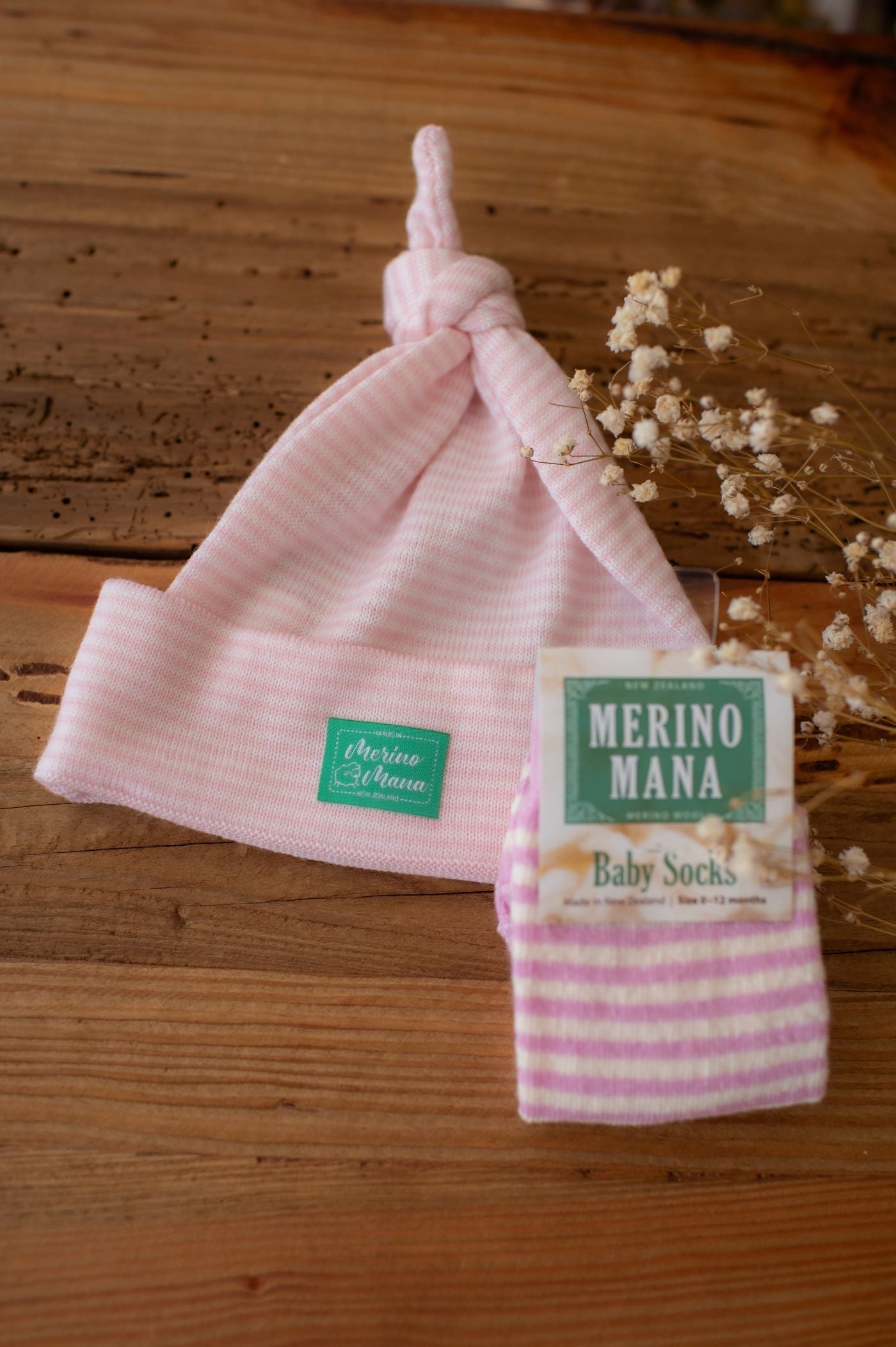 Merino Wool Baby Blankets Wraps and Hats. Made in New Zealand Merino